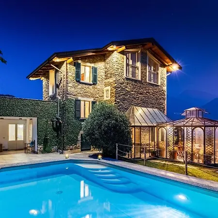 La Dolce 8, Emma Villa