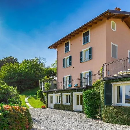 Villa La Dolce 8, Emma *