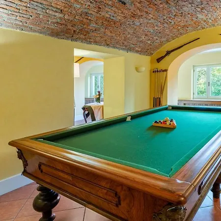 Villa La Dolce 8, Emma *