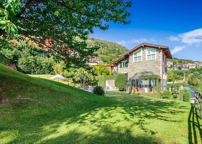 La Dolce 8, Emma Villa *