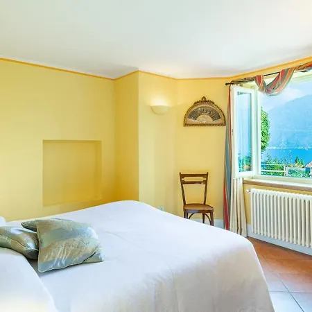 Villa La Dolce 8, Emma San Siro